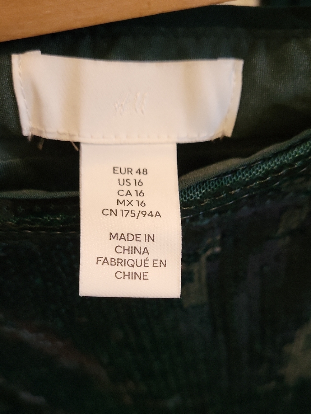 H&M Sequin Pencil Skirt in Deep Emerald Green - Picture 2 of 11